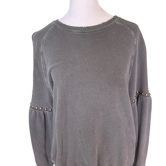 THE GREAT. - The Bishop Sleeve Sweatshirt in Wash Black with Studs Sz 1/S - Picture 5 of 12